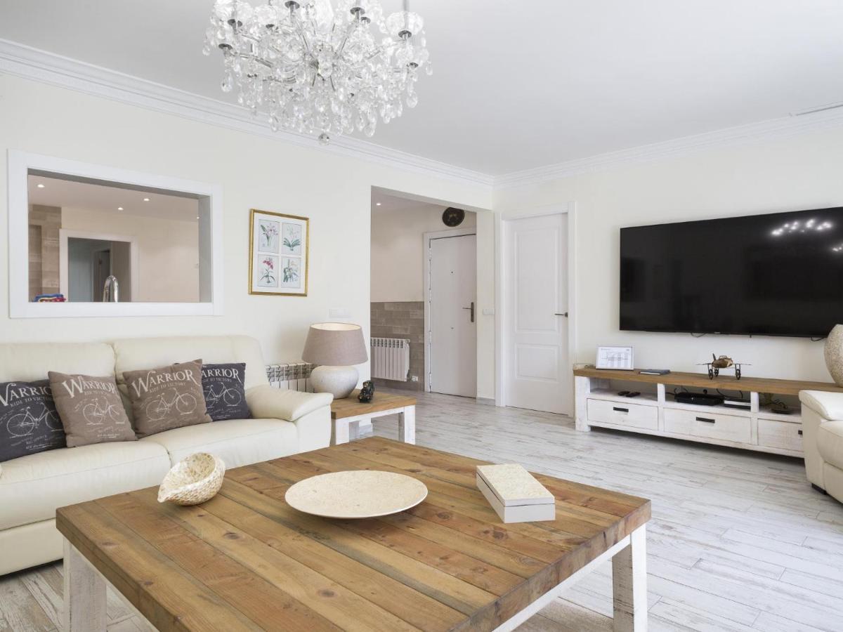 Sitges Spaces Mediterranean Apartments 5 Bedrooms, 4 Bathrooms, 75M2 Terrace, Centre Sitges- Sleeps 11 Екстер'єр фото